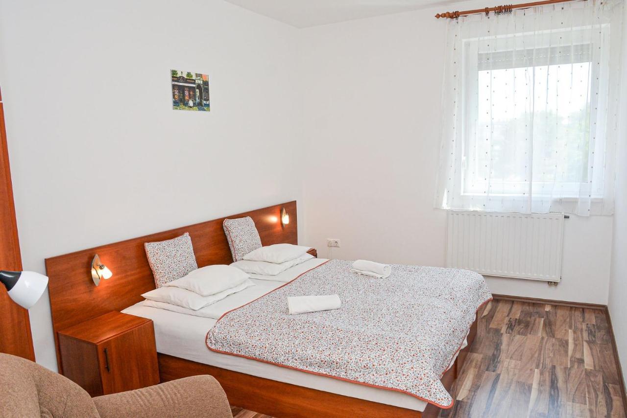Apartman Otto Гайдусобосло Екстер'єр фото